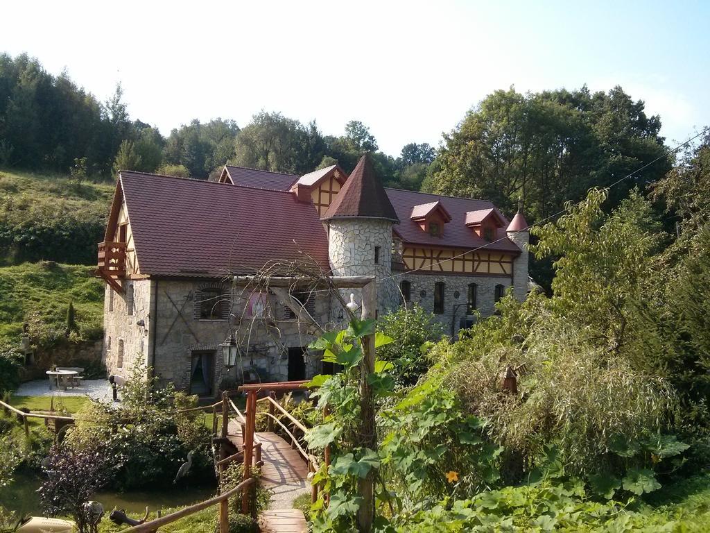 Bed and Breakfast Zbójna Debra Golejów Habitación foto