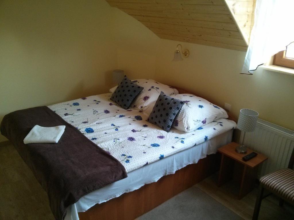 Bed and Breakfast Zbójna Debra Golejów Habitación foto